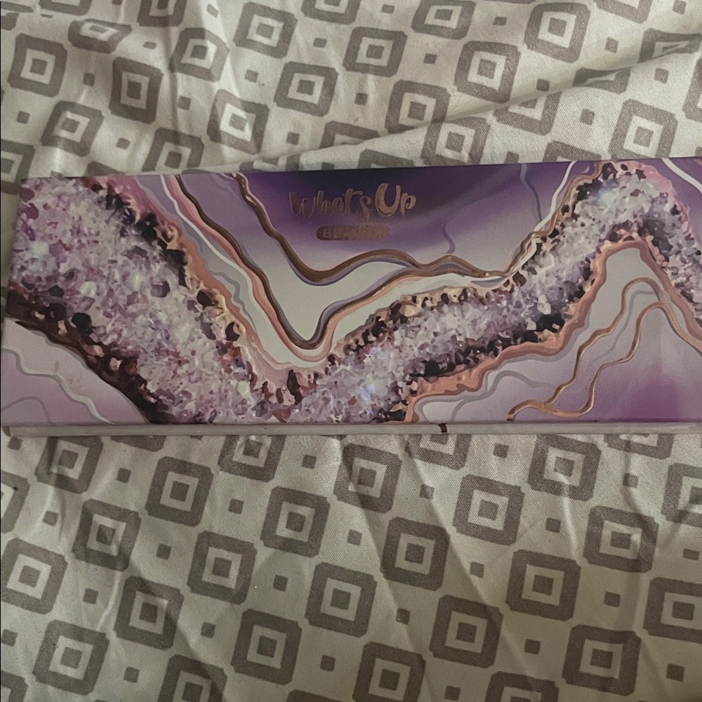 Geode Eyeshadow Palette - Purple and Gold
